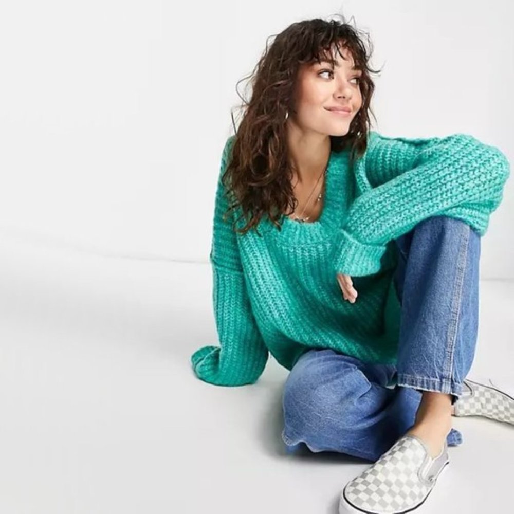 NWT Free People teal chunky knit V-neck sweater, XS - Picture 4 of 11